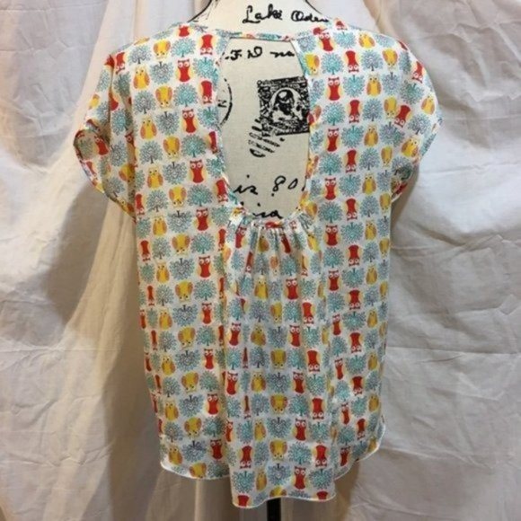 Michelle Owl Pattern Top with cut out back - Picture 2 of 3